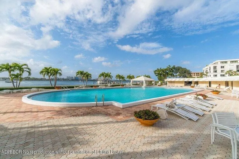 150 Bradley 0403 Place #403 Palm Beach, FL 33480