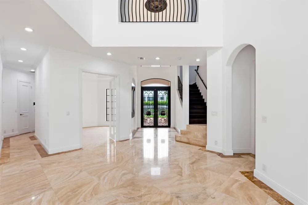 260 NE WAVECREST COURT Boca Raton, FL 33432