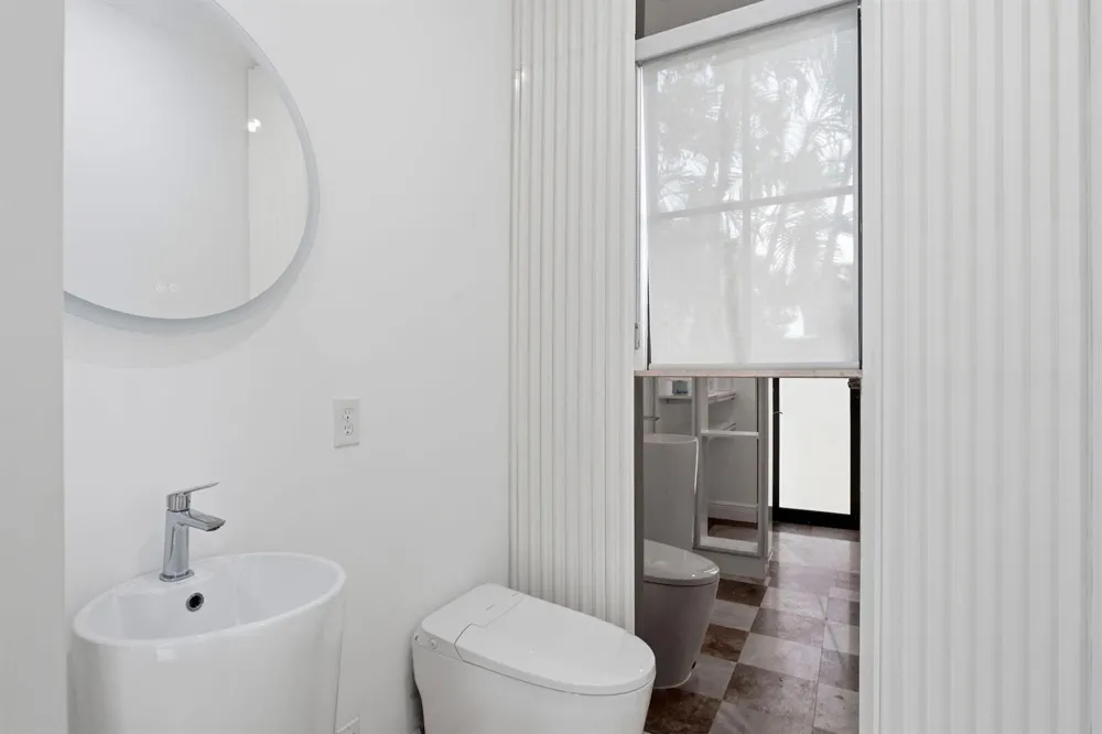 260 NE WAVECREST COURT Boca Raton, FL 33432