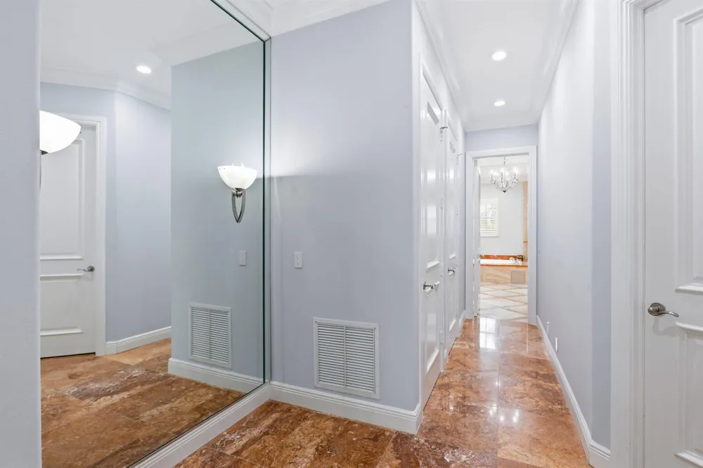 260 NE WAVECREST COURT Boca Raton, FL 33432