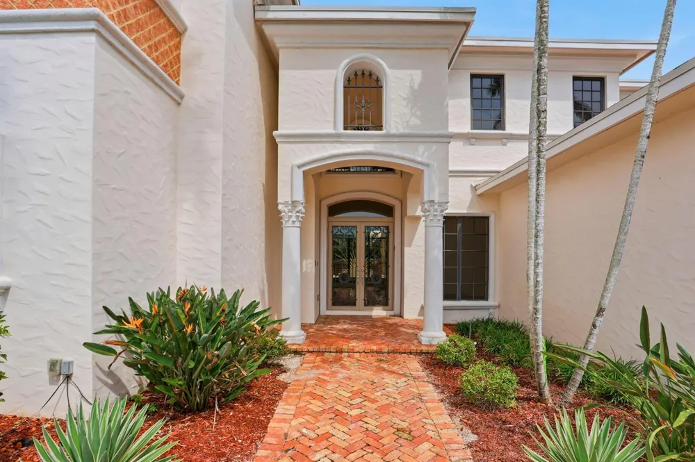 260 NE WAVECREST COURT Boca Raton, FL 33432