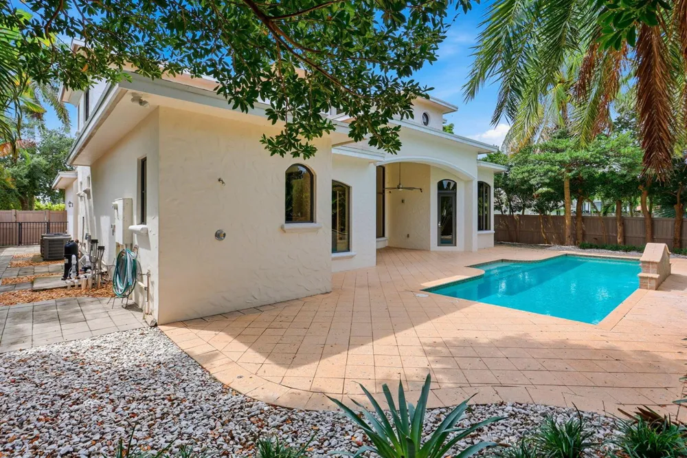 260 NE WAVECREST COURT Boca Raton, FL 33432