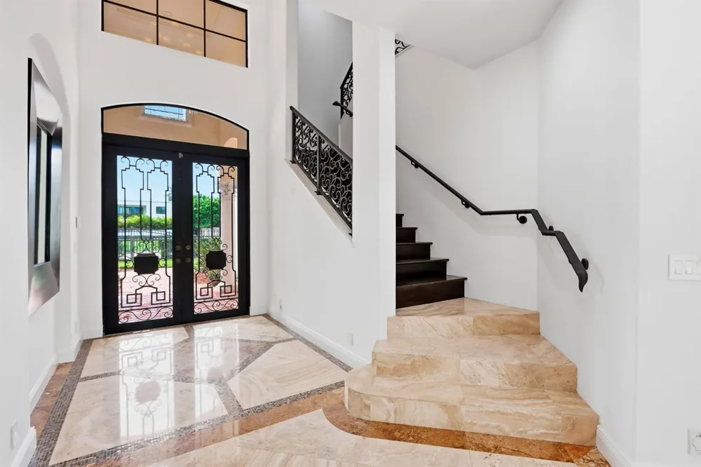 260 NE WAVECREST COURT Boca Raton, FL 33432