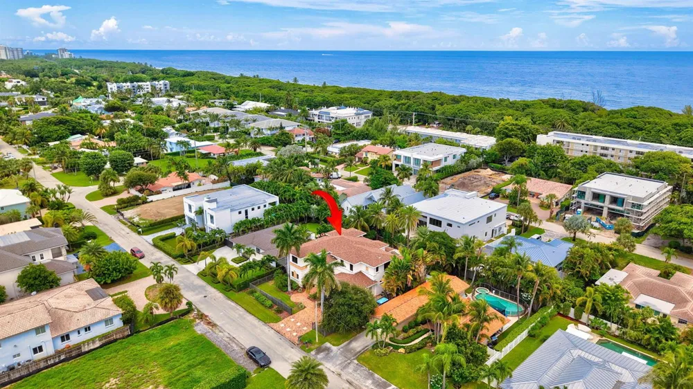 260 NE WAVECREST COURT Boca Raton, FL 33432