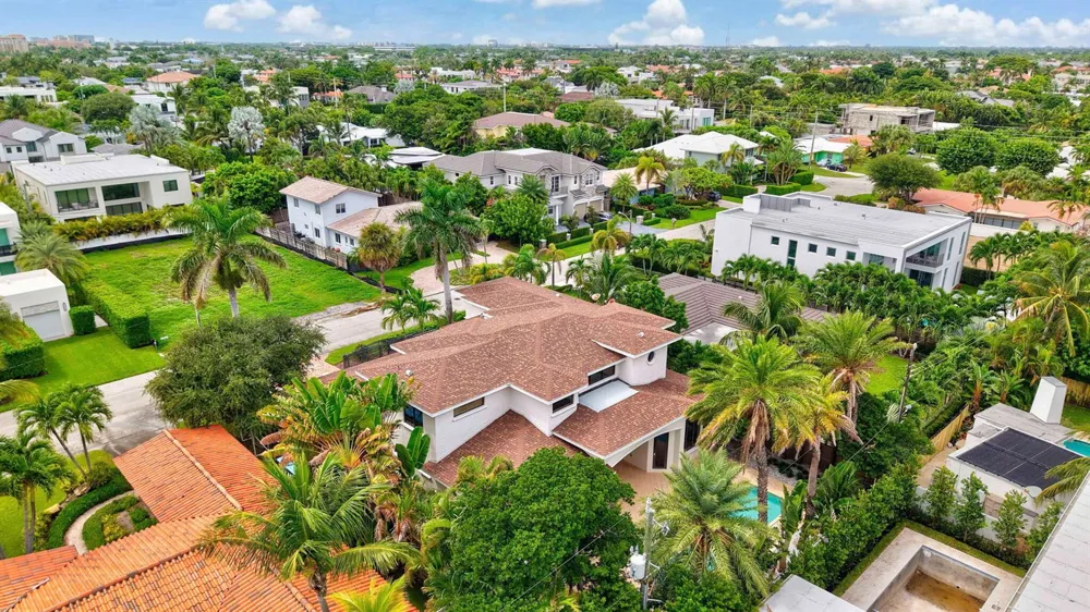 260 NE WAVECREST COURT Boca Raton, FL 33432