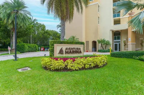 3340 NE 190TH STREET #1309