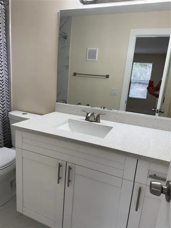 4481 W MCNAB ROAD W #19 Pompano Beach, FL 33069