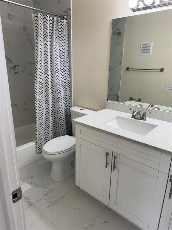 4481 W MCNAB ROAD W #19 Pompano Beach, FL 33069