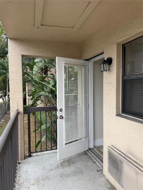 4481 W MCNAB ROAD W #19 Pompano Beach, FL 33069