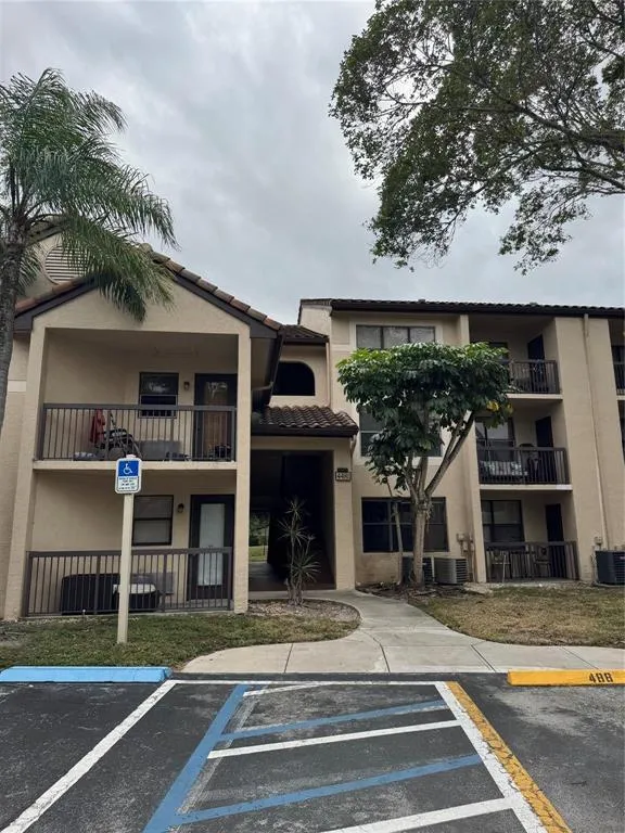 4481 W MCNAB ROAD W #19 Pompano Beach, FL 33069