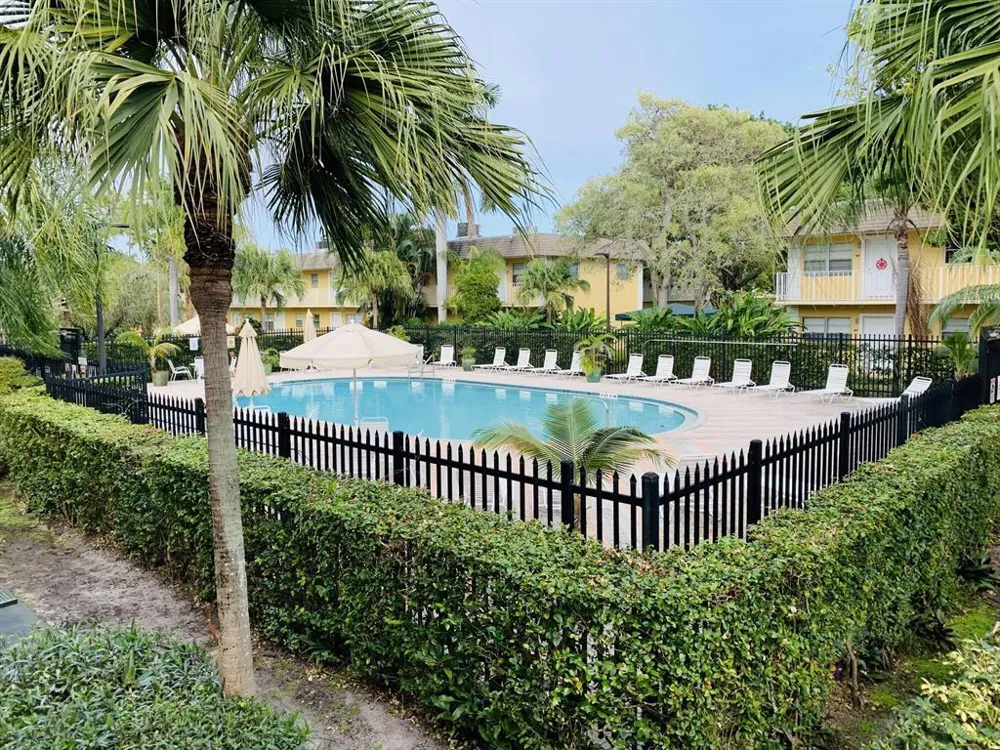 5156 NE 6th Avenue #203 Oakland Park, FL 33334