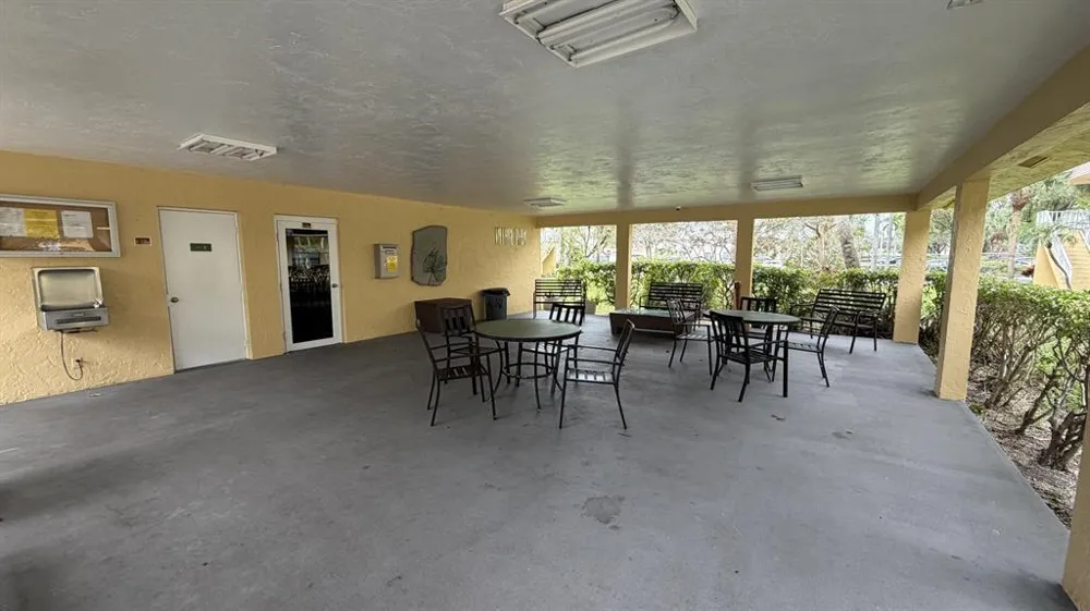 5156 NE 6th Avenue #203 Oakland Park, FL 33334