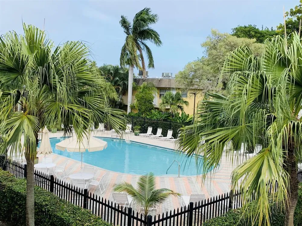 5156 NE 6th Avenue #203 Oakland Park, FL 33334