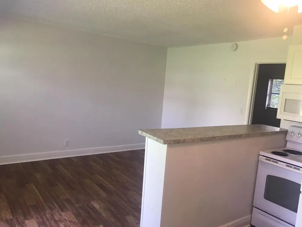 5156 NE 6th Avenue #203 Oakland Park, FL 33334