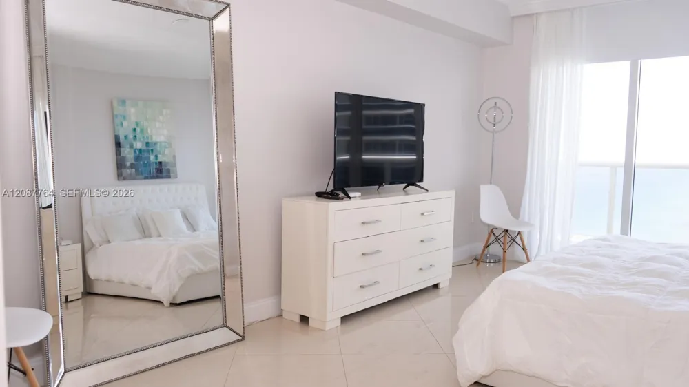 1830 S Ocean Dr #4003 Hallandale Beach, FL 33009