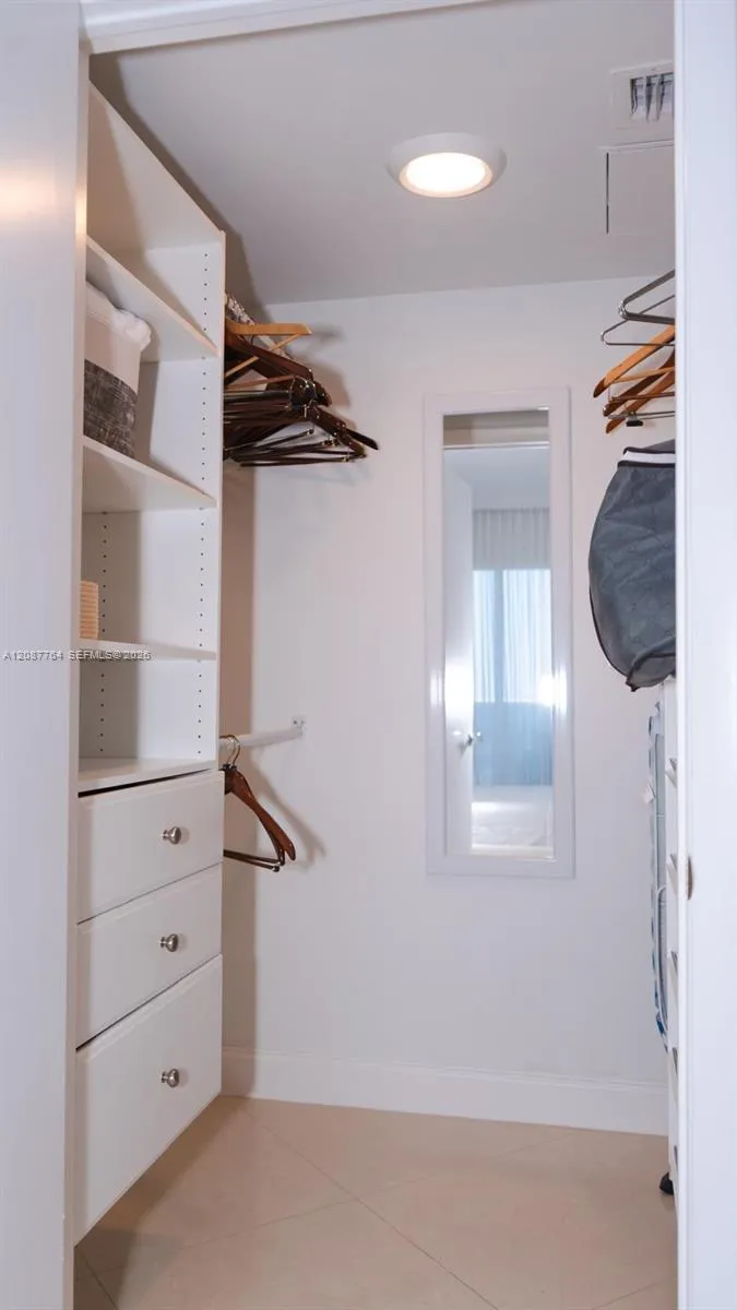 1830 S Ocean Dr #4003 Hallandale Beach, FL 33009