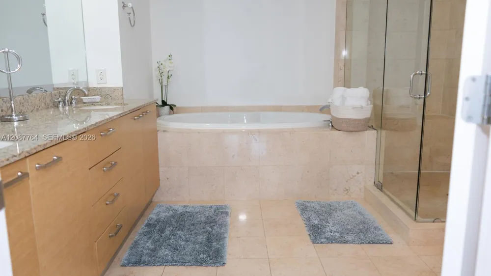 1830 S Ocean Dr #4003 Hallandale Beach, FL 33009