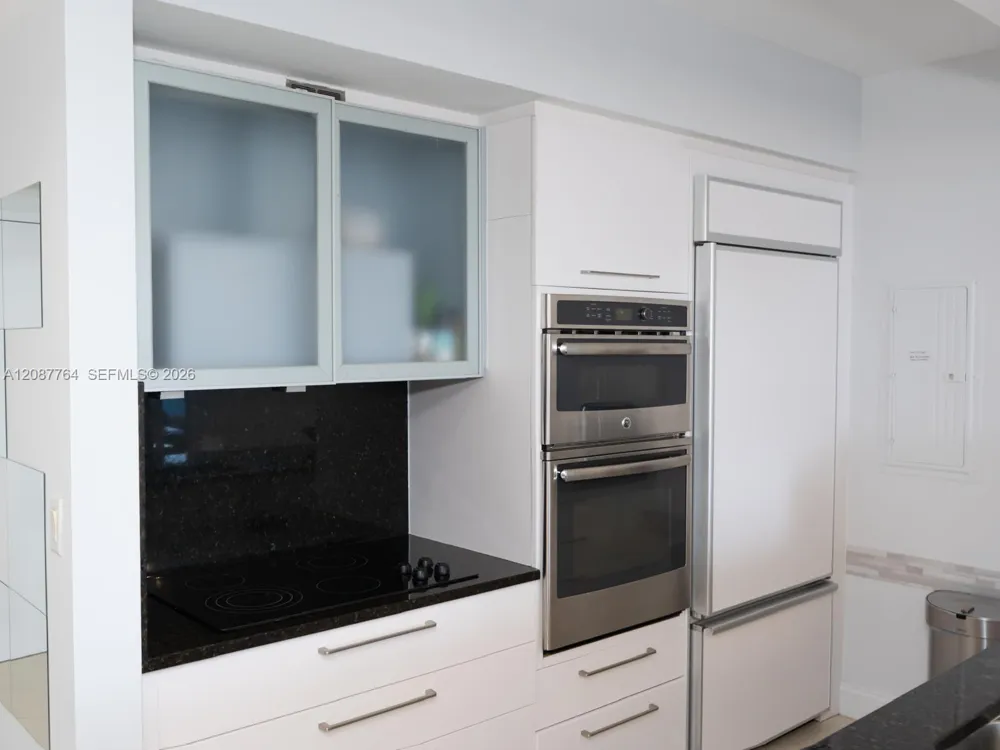 1830 S Ocean Dr #4003 Hallandale Beach, FL 33009