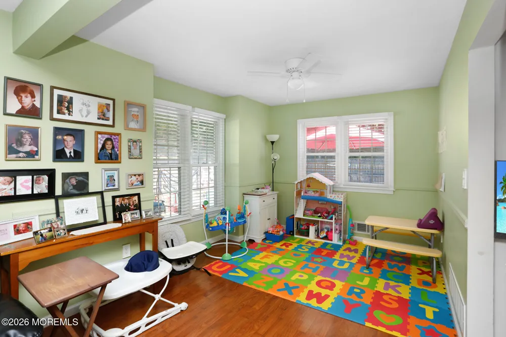 87 Concord Circle Howell, NJ 07731