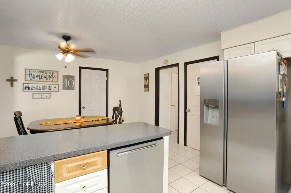 87 Concord Circle Howell, NJ 07731
