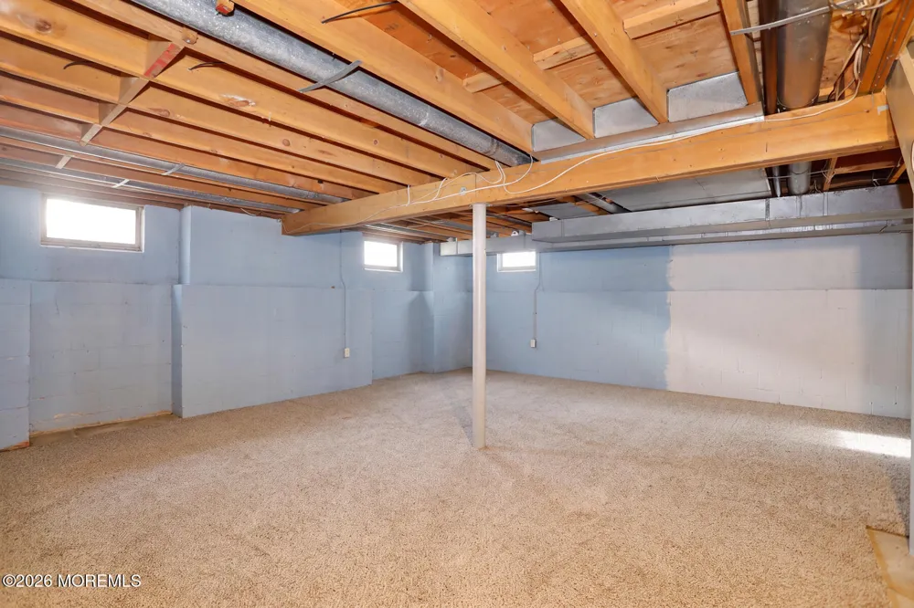 87 Concord Circle Howell, NJ 07731