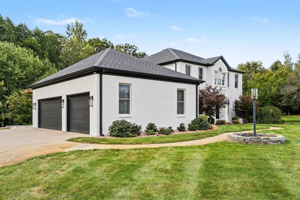 10575 Dana Drive Oronoko Charter Township, MI 49103