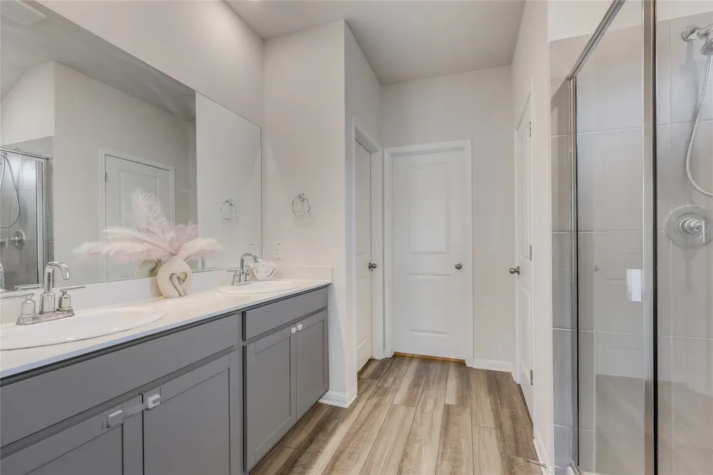 406 Grasslands Trail Hutto, TX 78634
