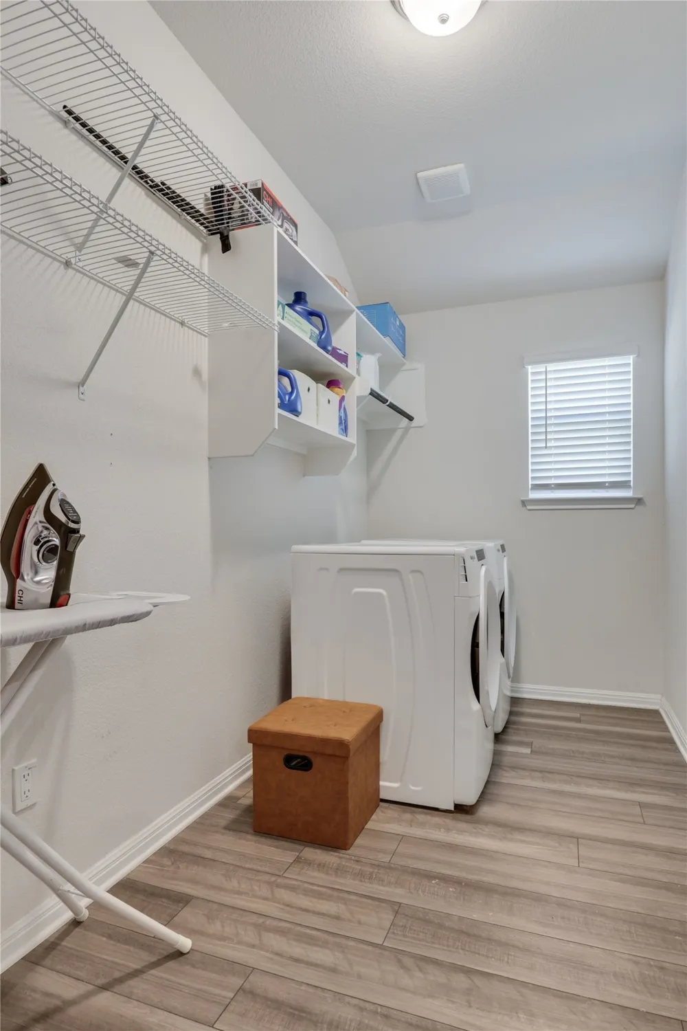 406 Grasslands Trail Hutto, TX 78634