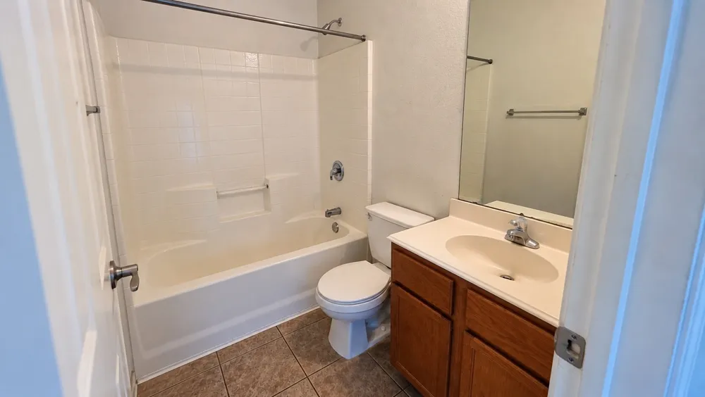 613 Redwing Drive Saginaw, TX 76131