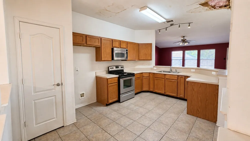 613 Redwing Drive Saginaw, TX 76131