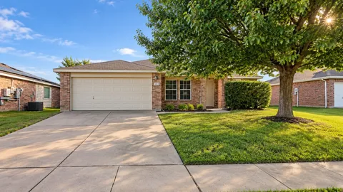 613 Redwing Drive