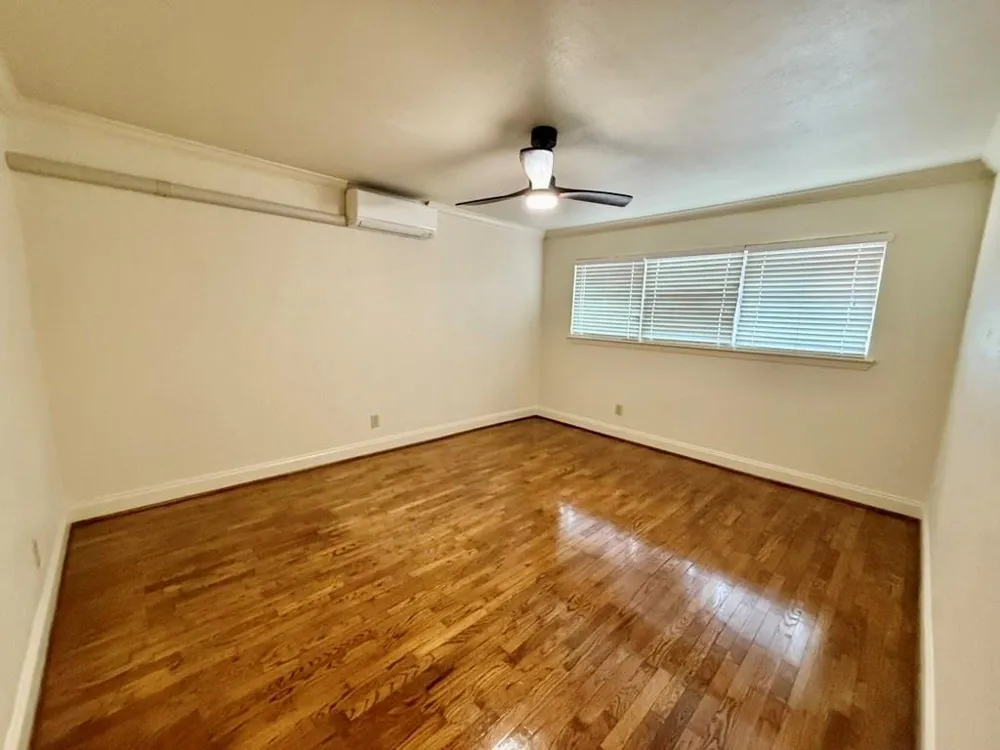 2812 Wichita #13 Houston, TX 77004