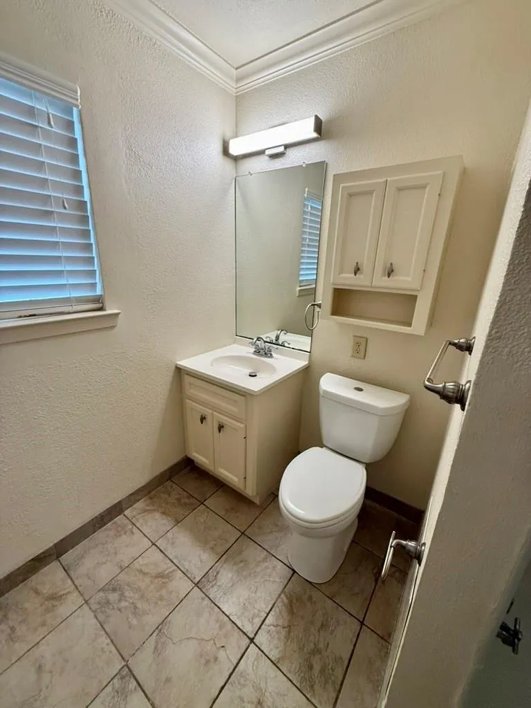 2812 Wichita #13 Houston, TX 77004