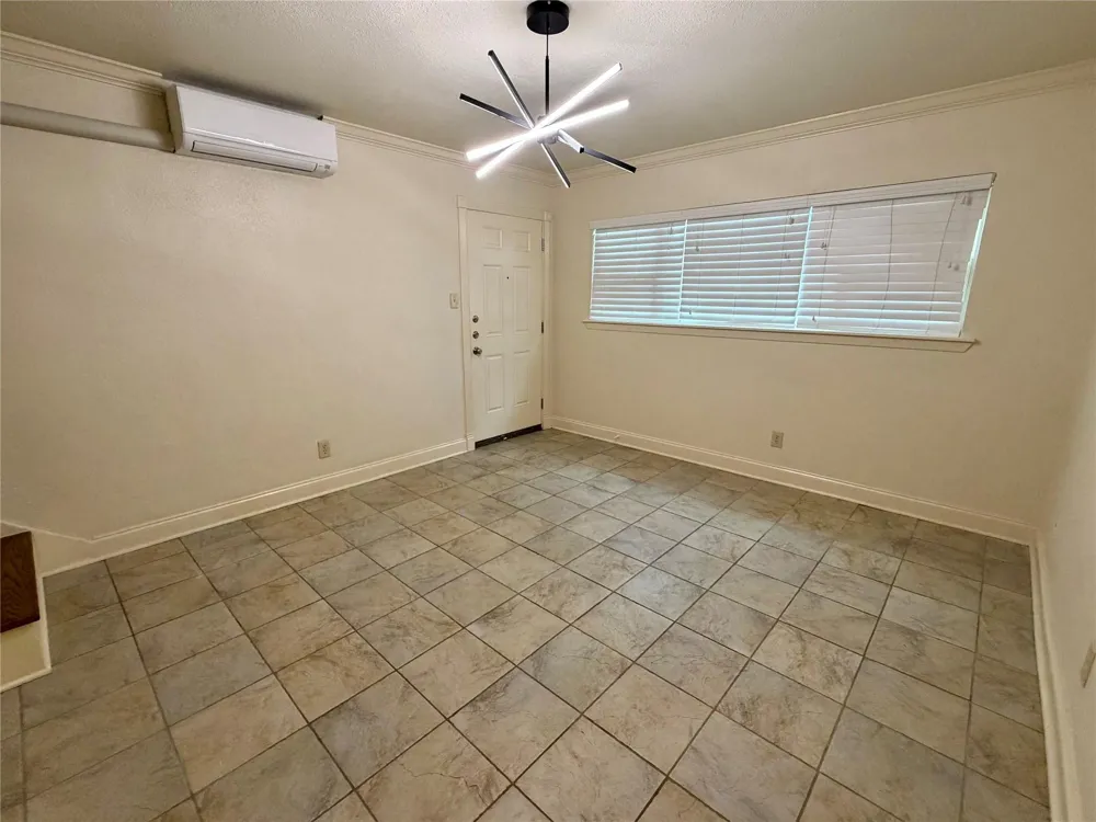 2812 Wichita #13 Houston, TX 77004