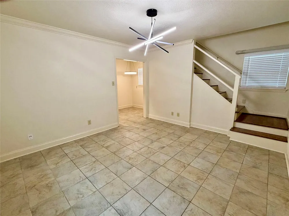 2812 Wichita #13 Houston, TX 77004
