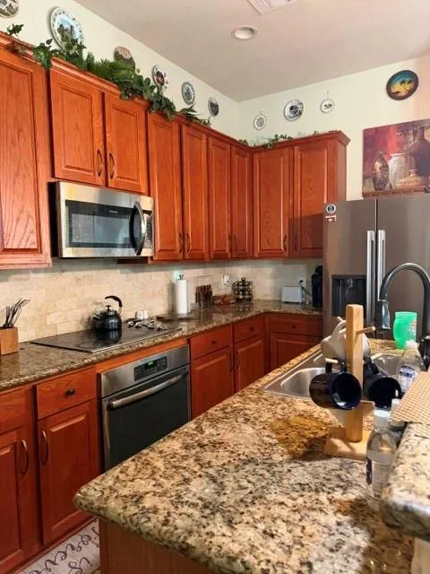 1710 Parkland Drive College Station, TX 77845
