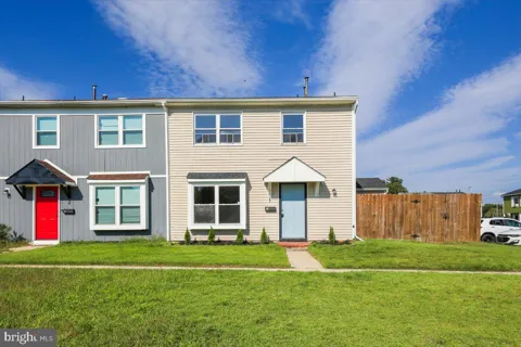 1 LAWRENCE COURT