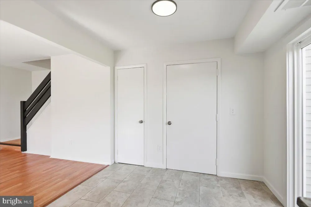1 LAWRENCE COURT Sicklerville, NJ 08081