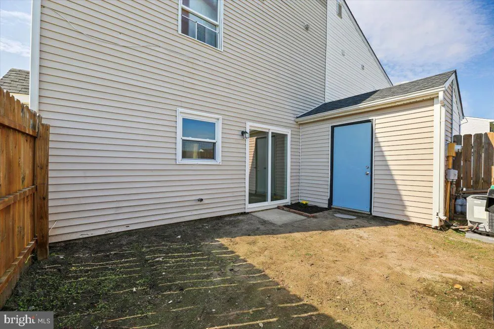 1 LAWRENCE COURT Sicklerville, NJ 08081