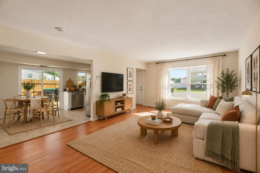 1 LAWRENCE COURT Sicklerville, NJ 08081