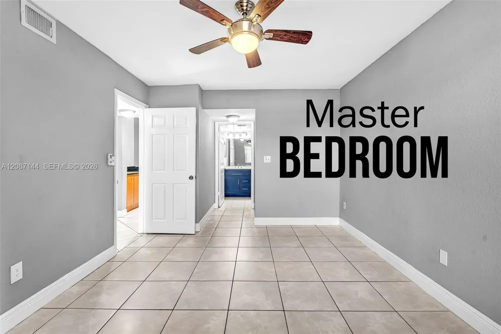 2881 Oakland Forest Dr #113 Oakland Park, FL 33309
