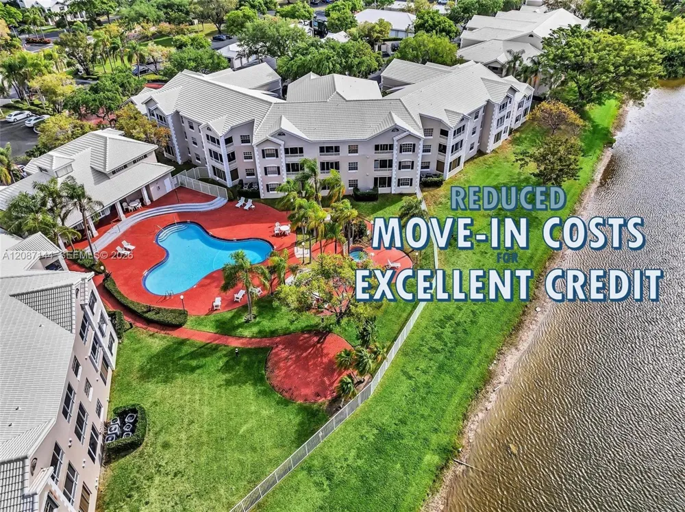 2881 Oakland Forest Dr #113 Oakland Park, FL 33309