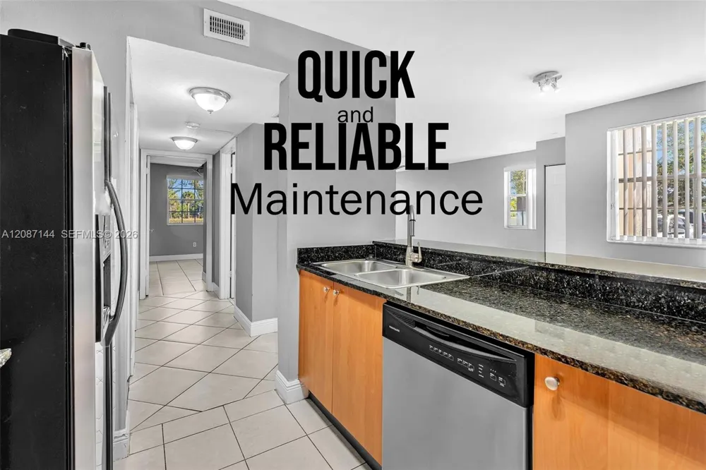 2881 Oakland Forest Dr #113 Oakland Park, FL 33309