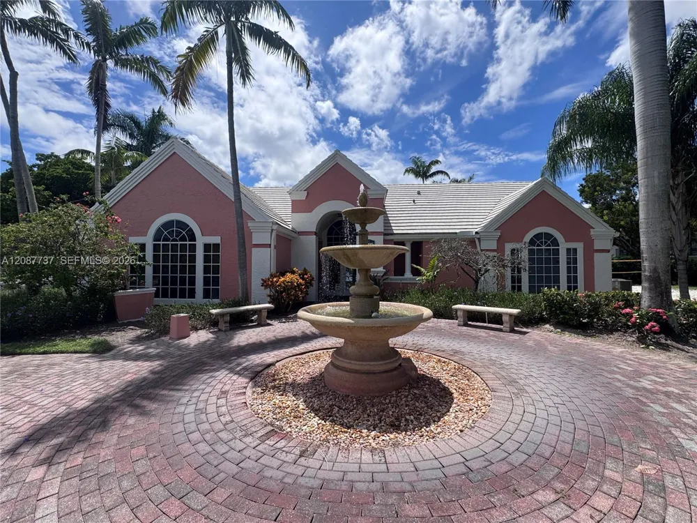 1275 Crystal Way #E Delray Beach, FL 33444