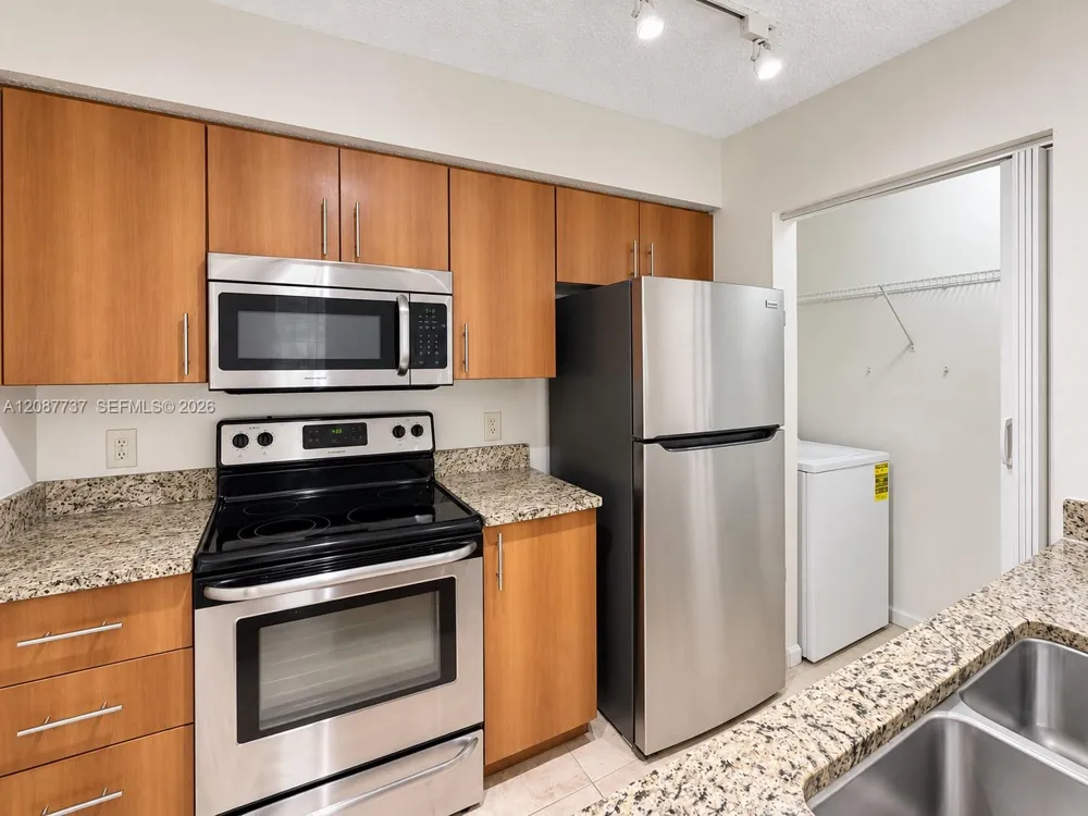 1275 Crystal Way #E Delray Beach, FL 33444