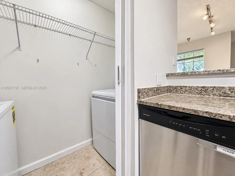 1275 Crystal Way #E Delray Beach, FL 33444