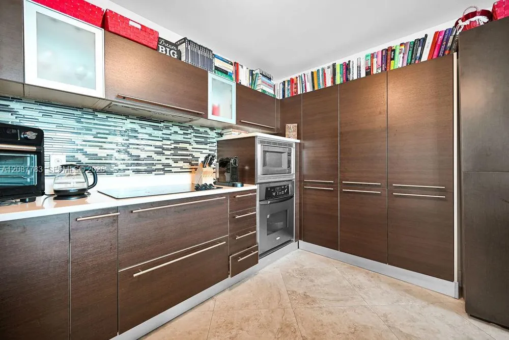 1900 Bayshore Dr #5103 Miami, FL 33132