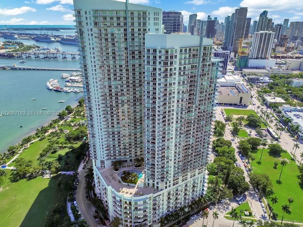 1900 Bayshore Dr #5103 Miami, FL 33132