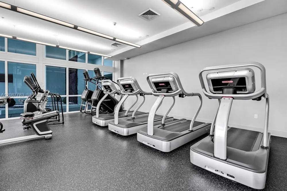 1900 Bayshore Dr #5103 Miami, FL 33132