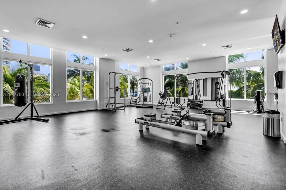1900 Bayshore Dr #5103 Miami, FL 33132